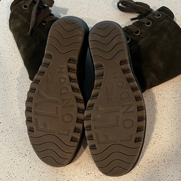 High Ankle Suede Boots - Picture 5 of 6